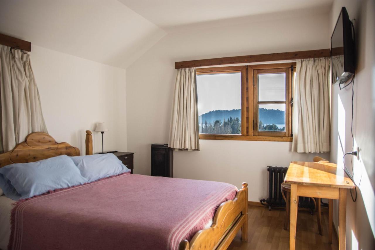 Pajaro Azul Bed & Breakfast Сан Карлос де Барилоче Екстериор снимка