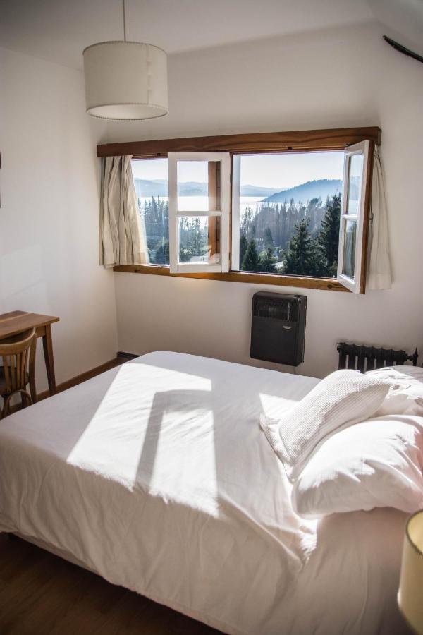 Pajaro Azul Bed & Breakfast Сан Карлос де Барилоче Екстериор снимка
