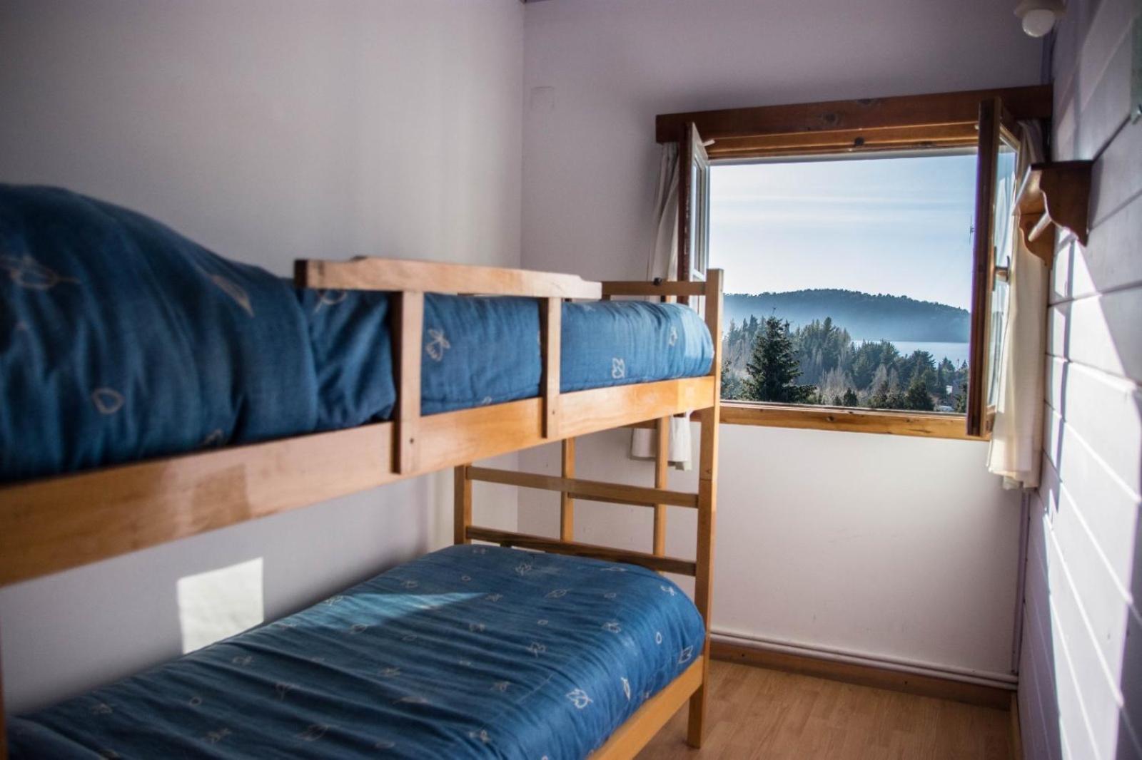 Pajaro Azul Bed & Breakfast Сан Карлос де Барилоче Екстериор снимка
