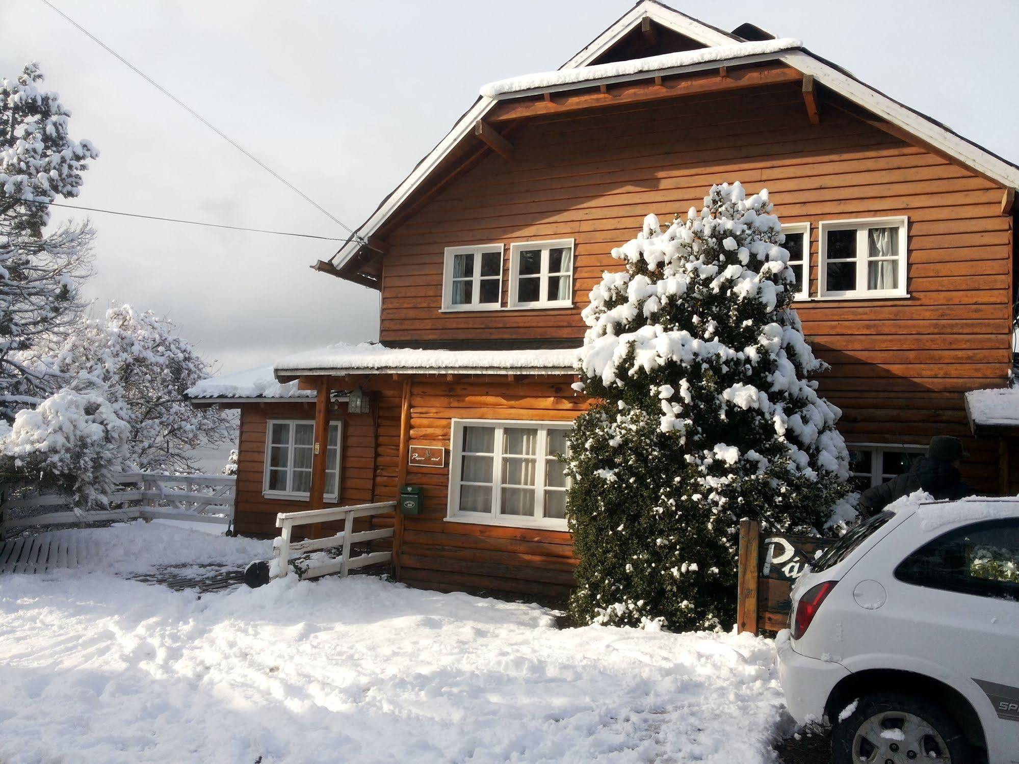 Pajaro Azul Bed & Breakfast Сан Карлос де Барилоче Екстериор снимка