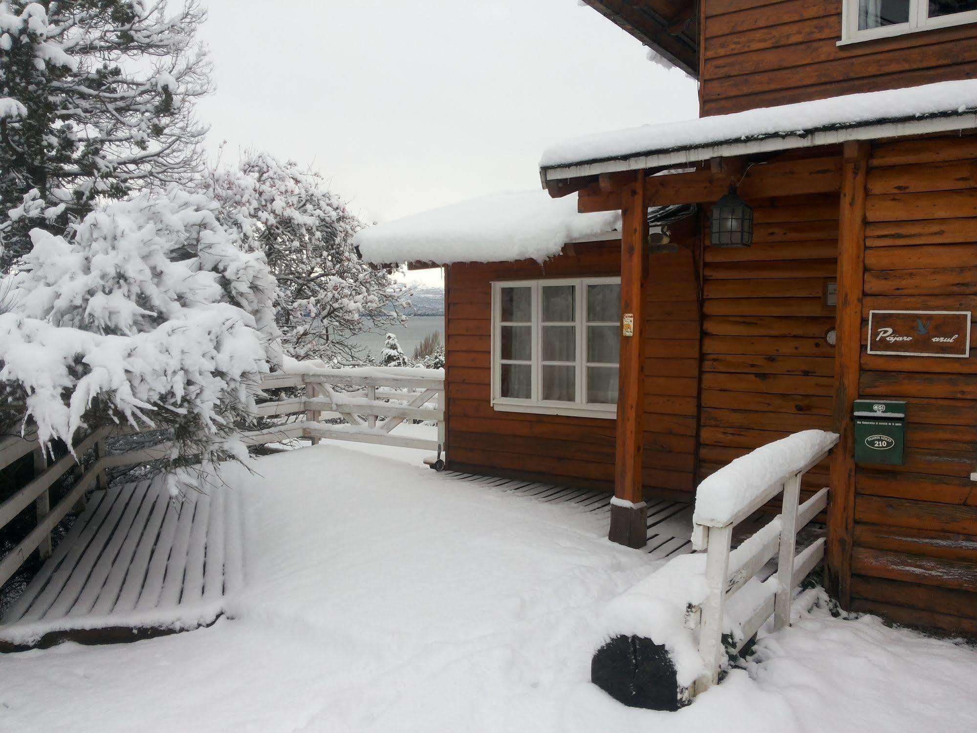 Pajaro Azul Bed & Breakfast Сан Карлос де Барилоче Екстериор снимка