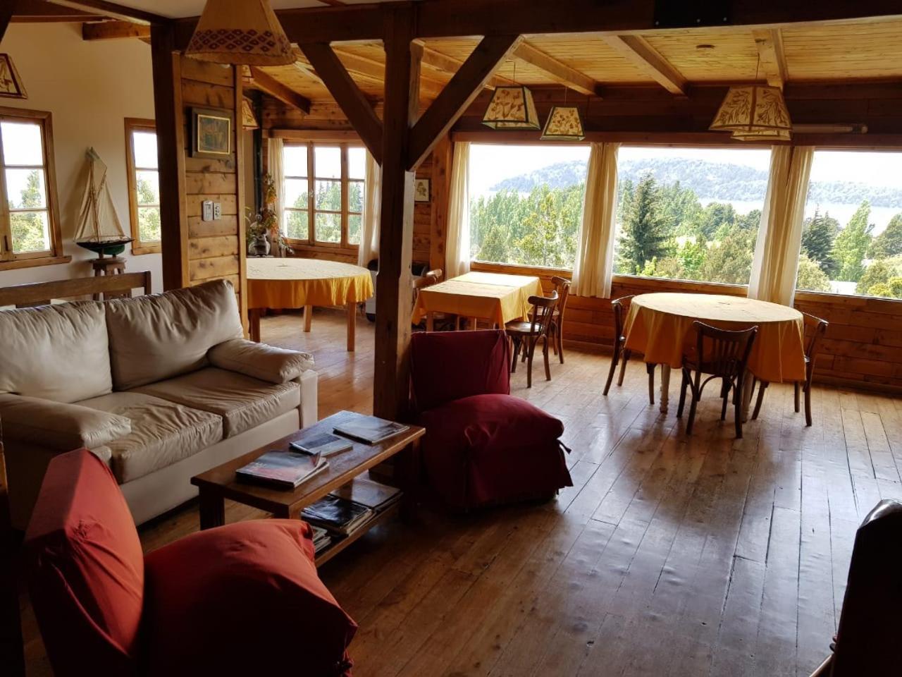 Pajaro Azul Bed & Breakfast Сан Карлос де Барилоче Екстериор снимка