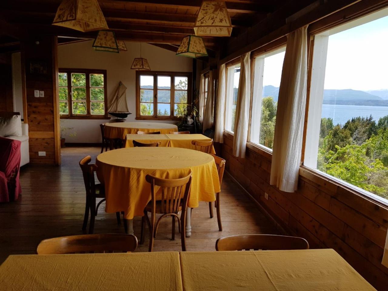 Pajaro Azul Bed & Breakfast Сан Карлос де Барилоче Екстериор снимка